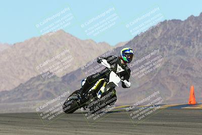 media/Feb-12-2022-SoCal Trackdays (Sat) [[3b21b94a56]]/Turn 9 Set 1 (1130am)/